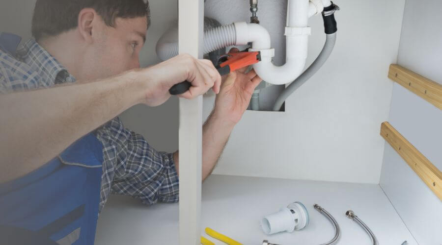 Expert burst pipe repair services in Richview, IL